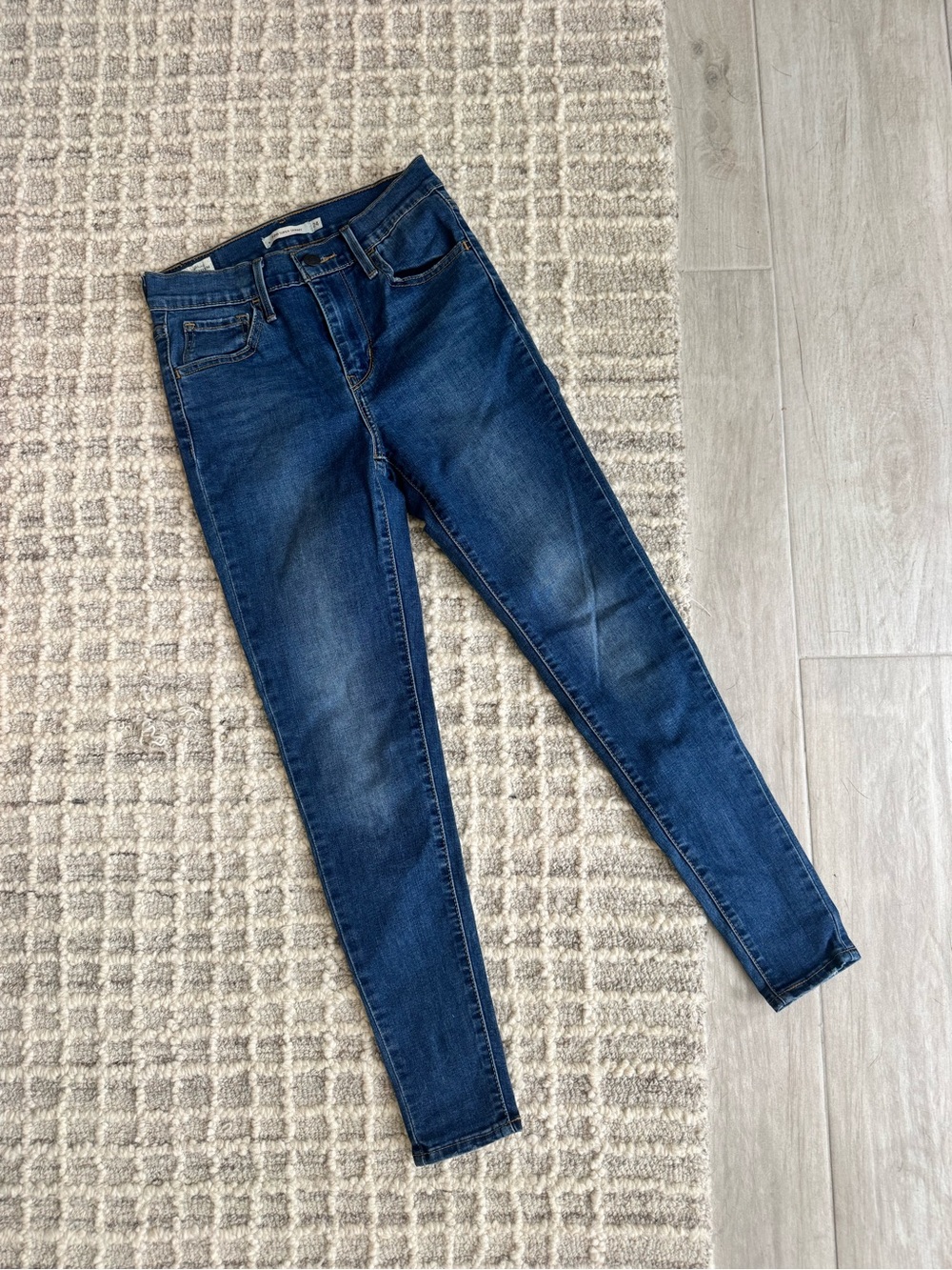 Levi's Women's Indigo Skinny Jeans
